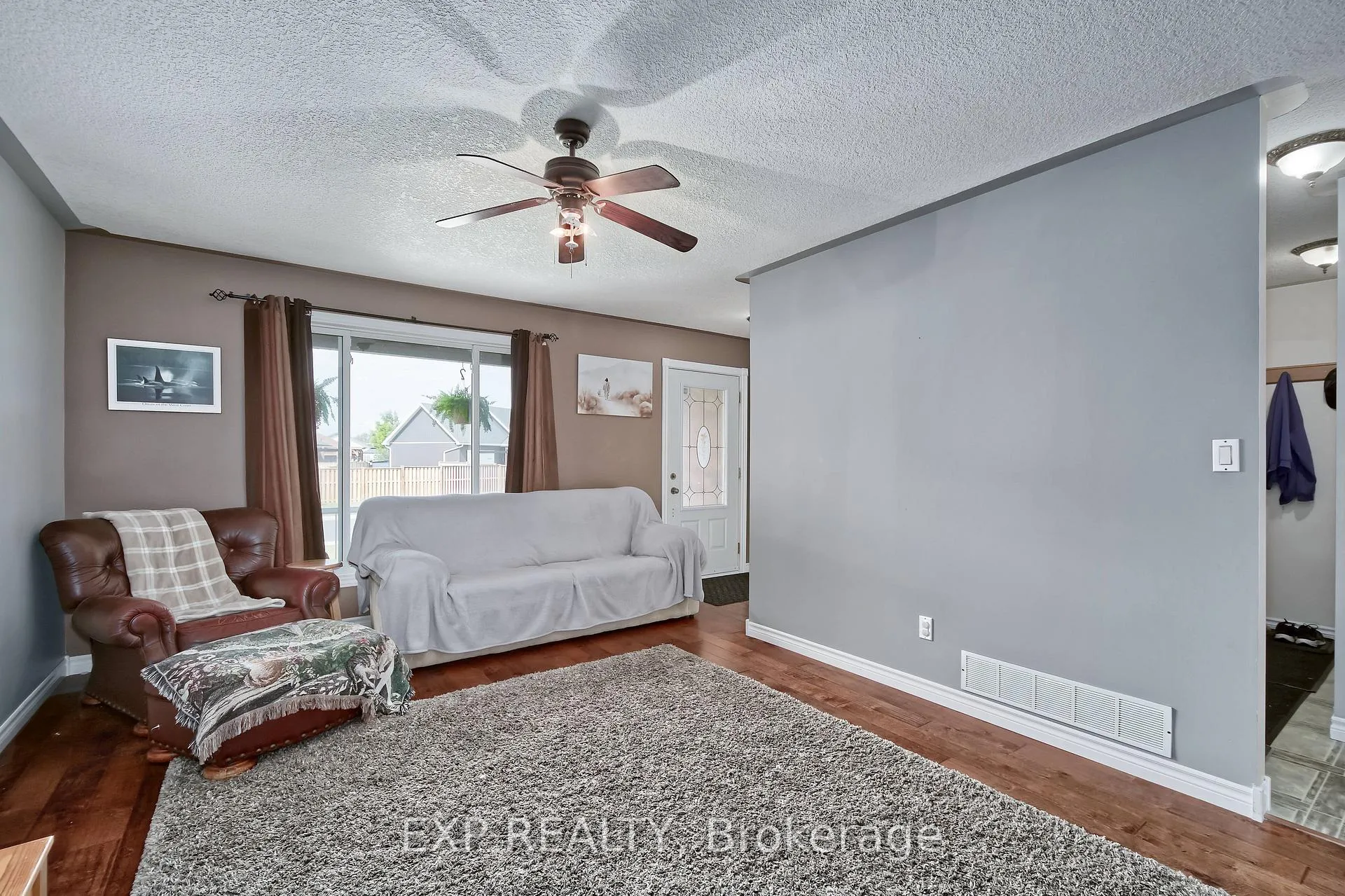 Photo 10 of 8 Rebecca Drive, Aylmer — HOMEH