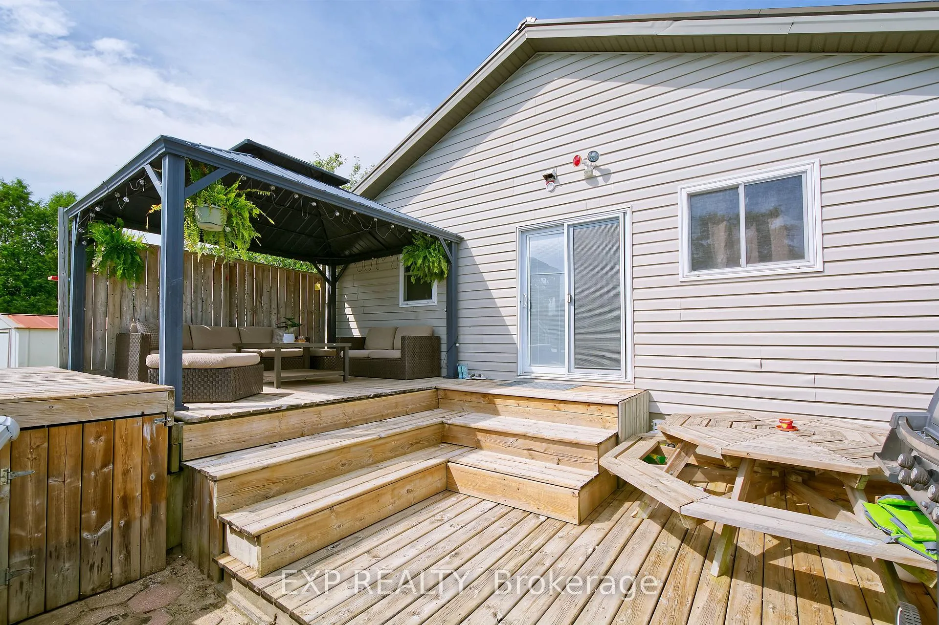 Photo 36 of 8 Rebecca Drive, Aylmer — HOMEH