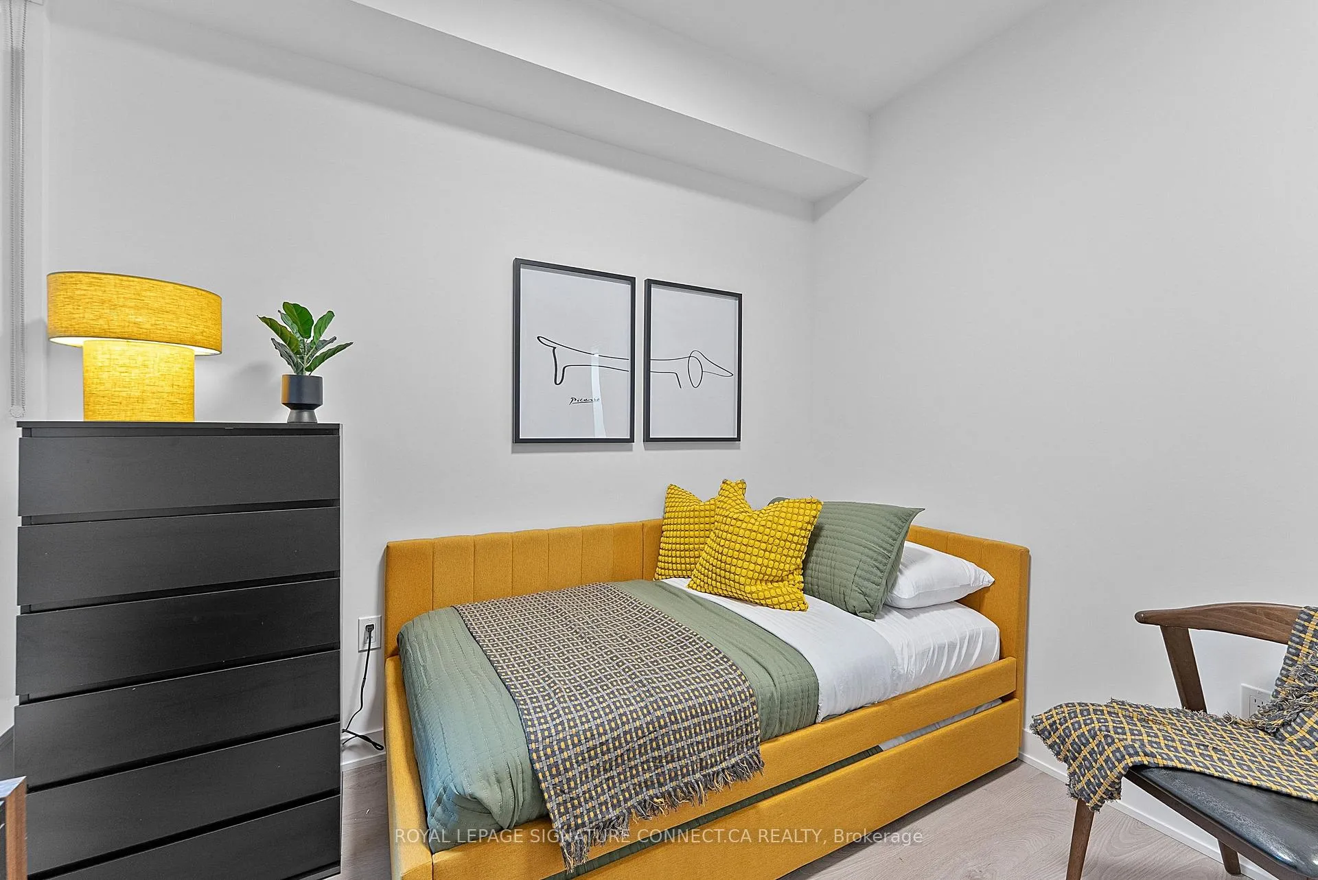 Photo 16 of Unit 415, 110 Broadway Avenue, Toronto, Mount Pleasant West — HOMEH