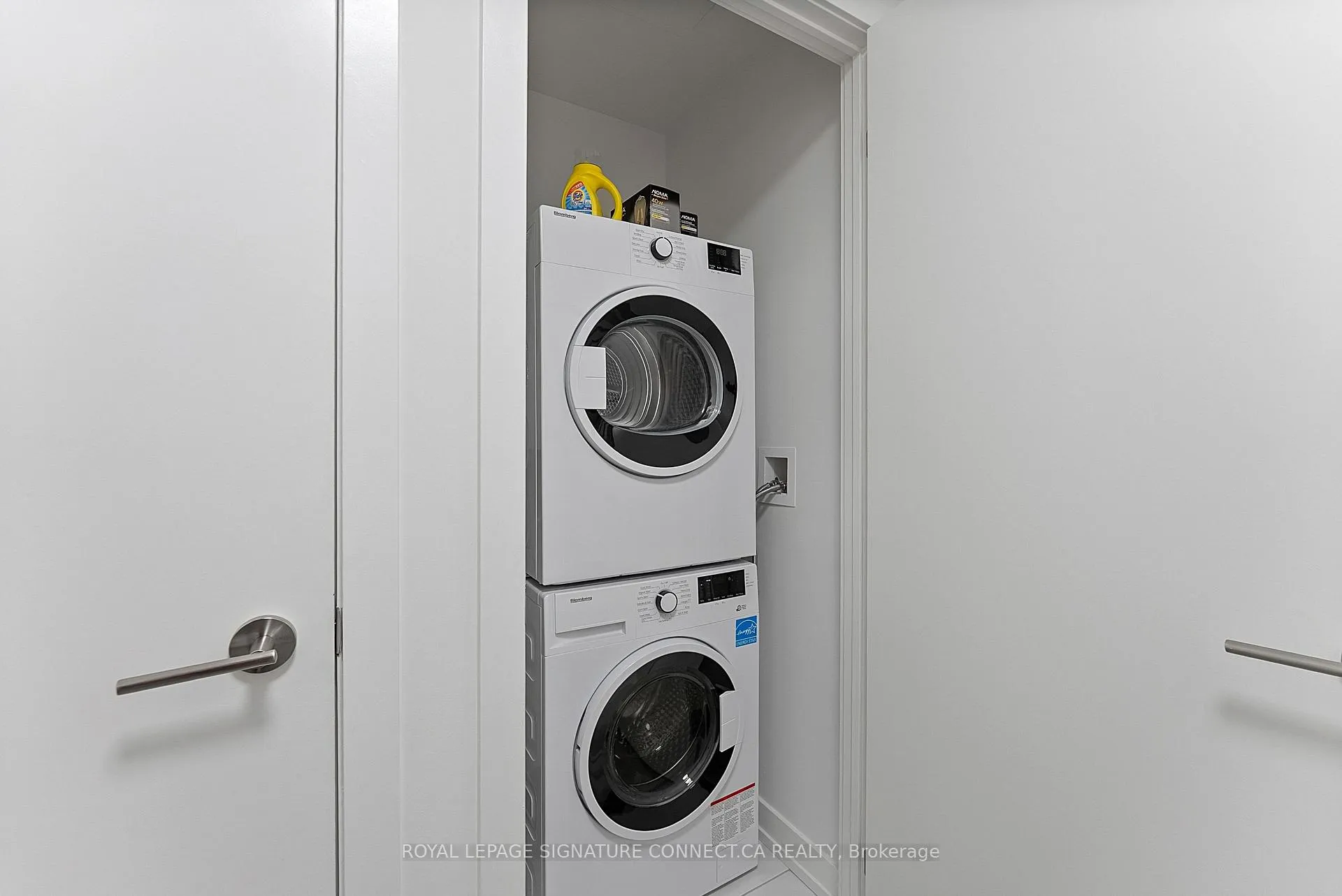 Photo 21 of Unit 415, 110 Broadway Avenue, Toronto, Mount Pleasant West — HOMEH