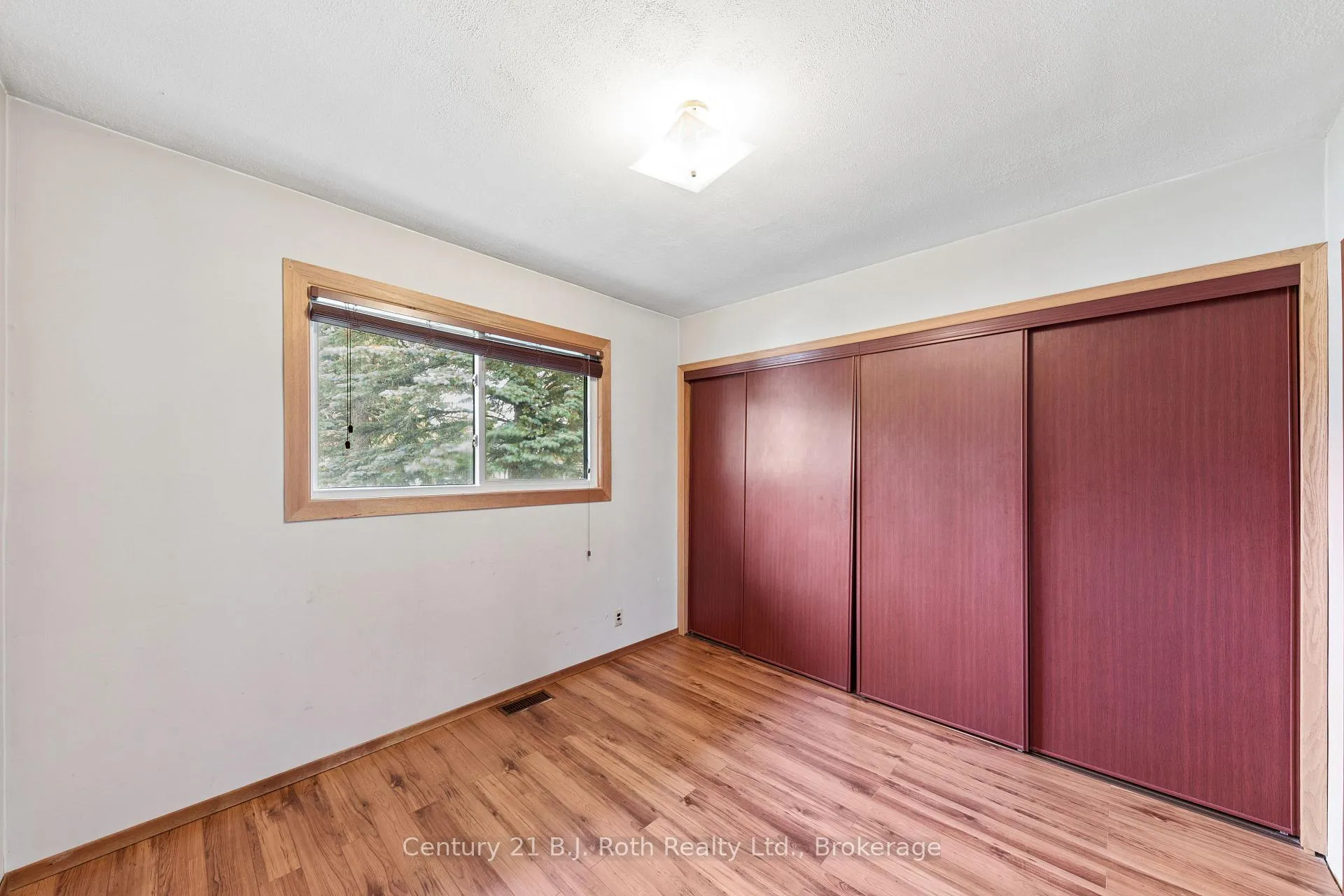 Photo 10 of 8240 93 Highway, Tiny, Wyebridge — HOMEH