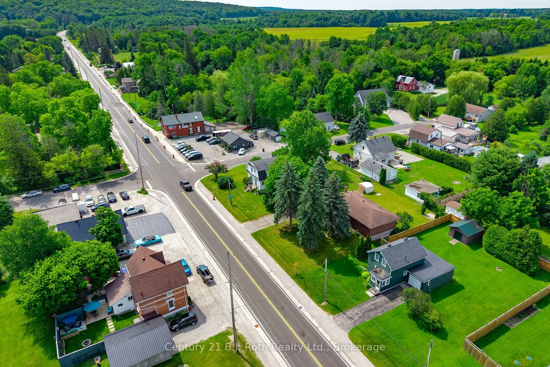 Photo 31 of 8240 93 Highway, Tiny, Wyebridge — HOMEH