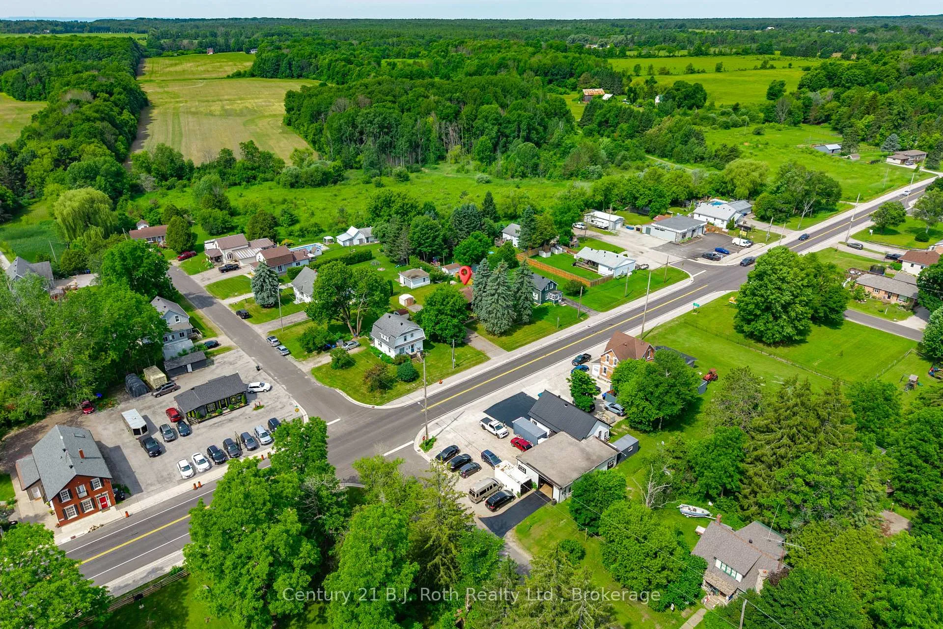 Photo 32 of 8240 93 Highway, Tiny, Wyebridge — HOMEH