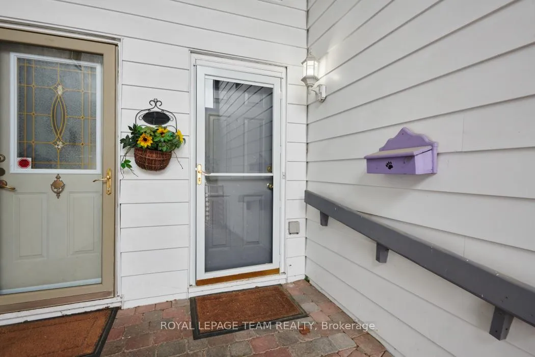 Front of 87 Grady Crescent