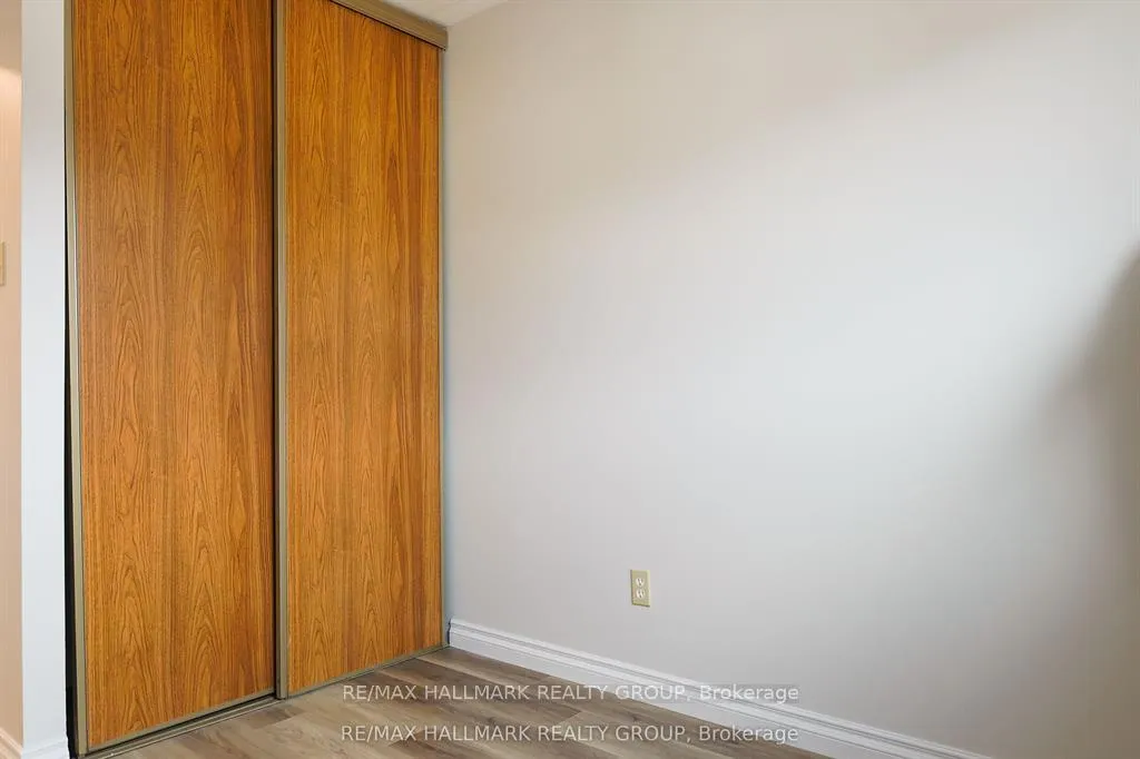Photo 11 of Unit 122, 2624 Pimlico Crescent, Ottawa, Emerald Woods/Sawmill Creek — HOMEH