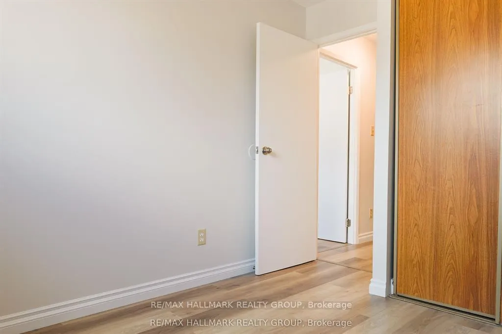 Photo 14 of Unit 122, 2624 Pimlico Crescent, Ottawa, Emerald Woods/Sawmill Creek — HOMEH