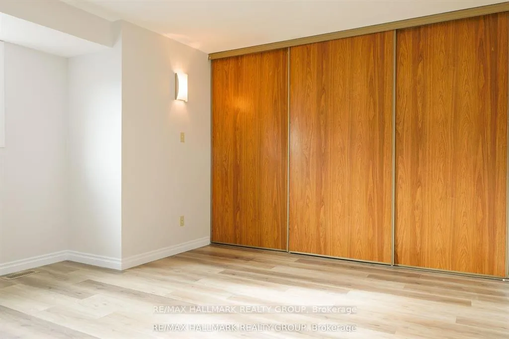 Photo 17 of Unit 122, 2624 Pimlico Crescent, Ottawa, Emerald Woods/Sawmill Creek — HOMEH