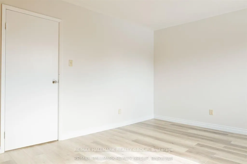 Photo 20 of Unit 122, 2624 Pimlico Crescent, Ottawa, Emerald Woods/Sawmill Creek — HOMEH