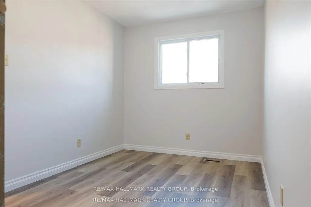 Photo 24 of Unit 122, 2624 Pimlico Crescent, Ottawa, Emerald Woods/Sawmill Creek — HOMEH