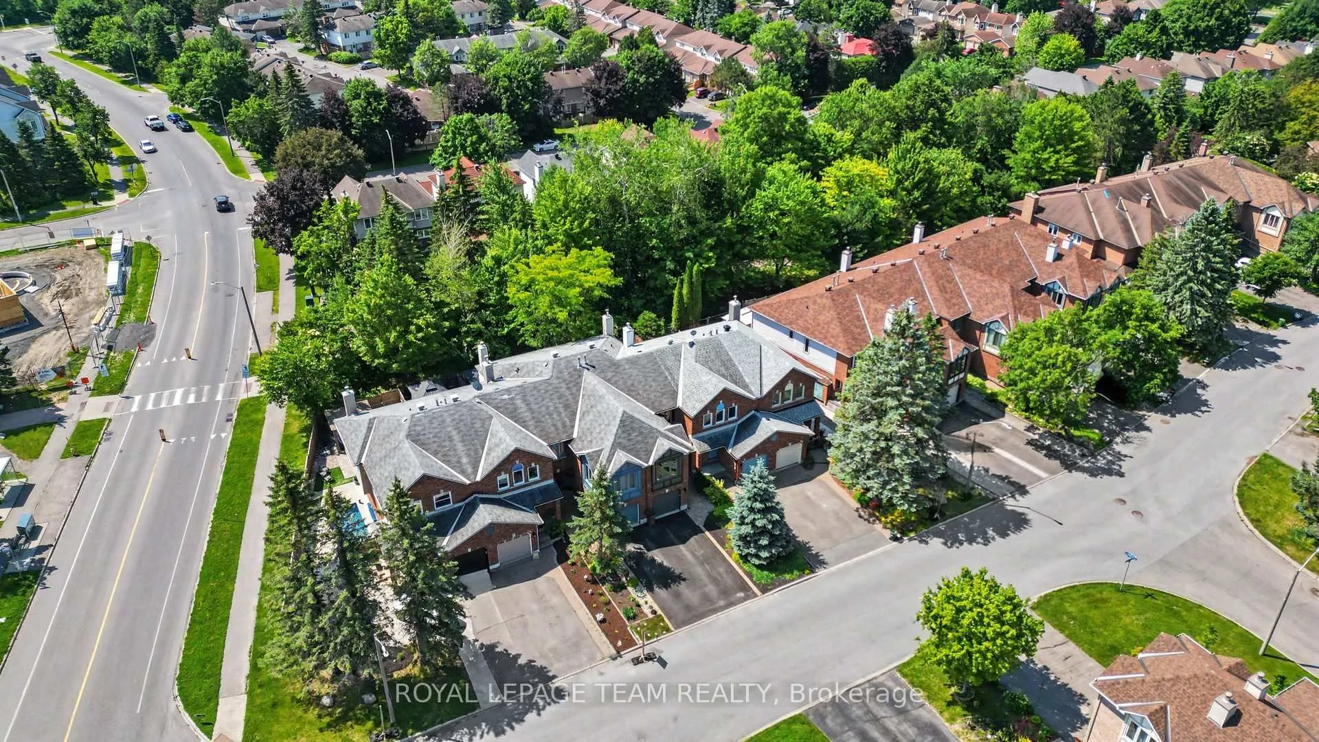Photo 32 of 86 Winnegreen Court, Ottawa, Hunt Club Park — HOMEH