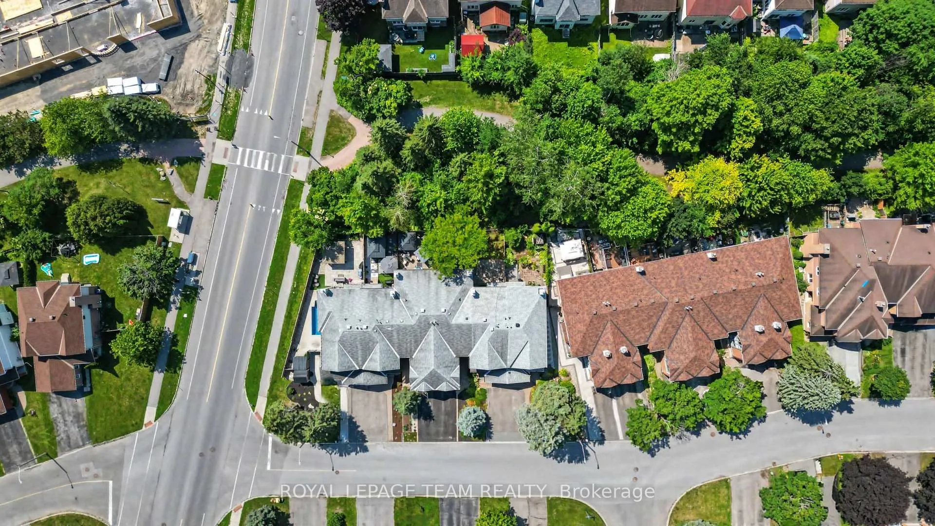 Photo 35 of 86 Winnegreen Court, Ottawa, Hunt Club Park — HOMEH