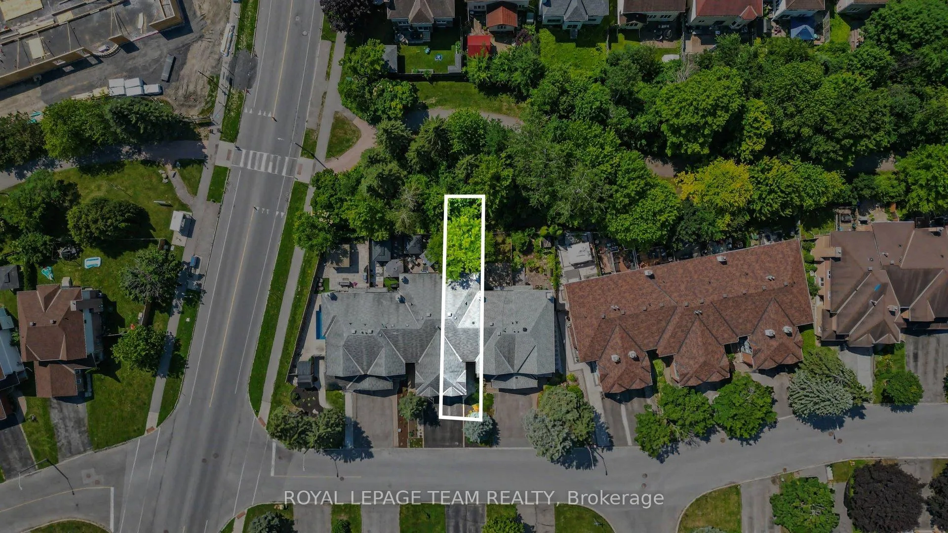 Photo 36 of 86 Winnegreen Court, Ottawa, Hunt Club Park — HOMEH