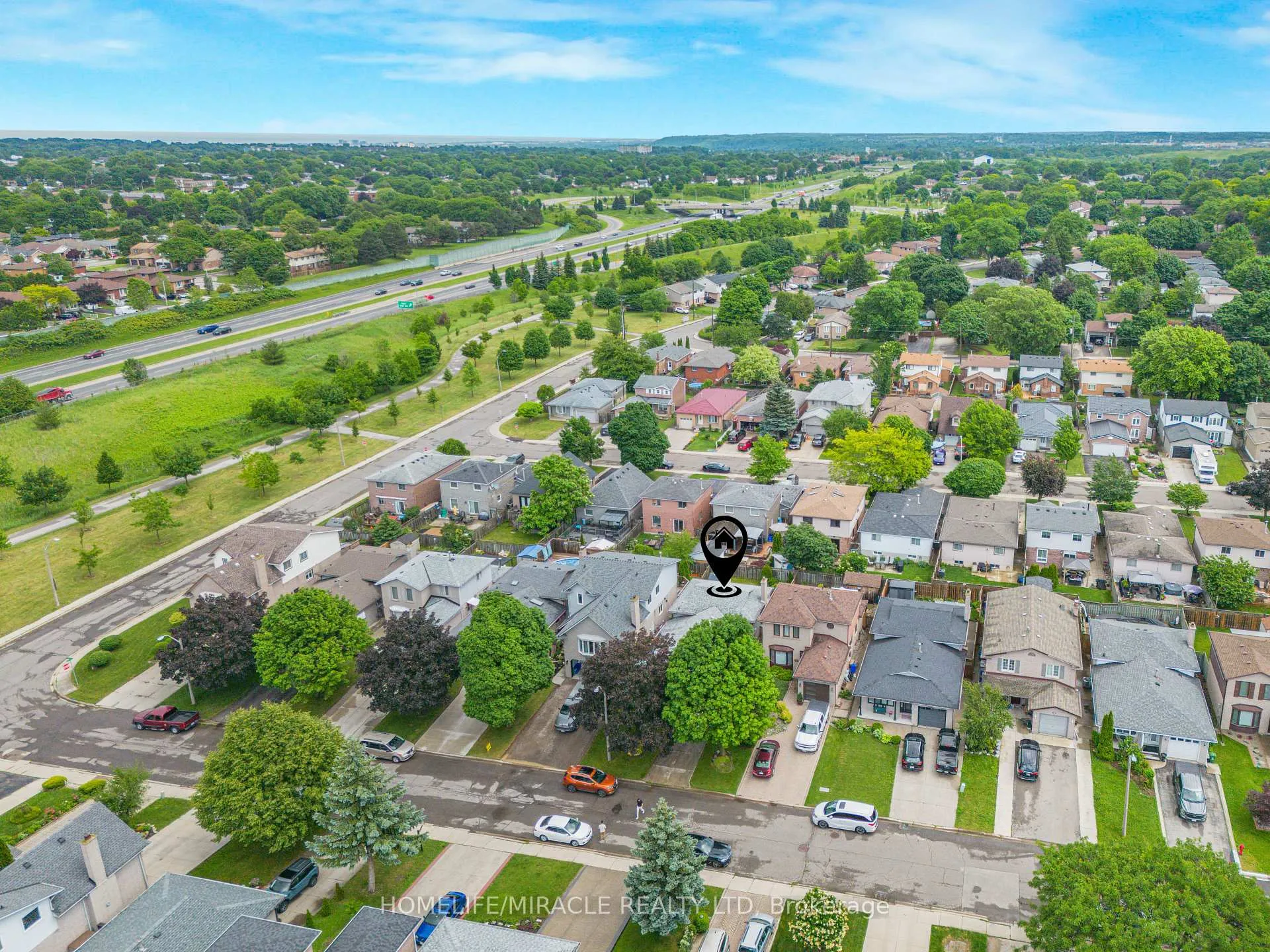 Photo 3 of 23 Millpond Place, Hamilton, Randall — HOMEH