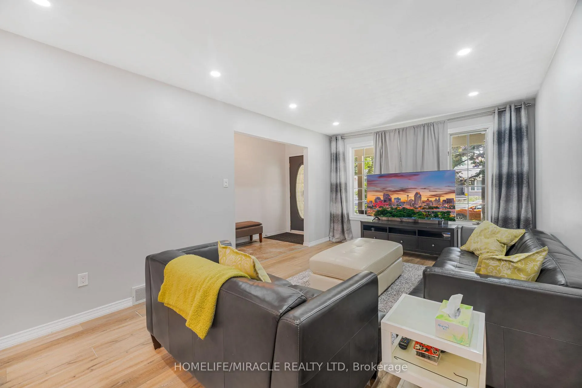 Photo 14 of 23 Millpond Place, Hamilton, Randall — HOMEH