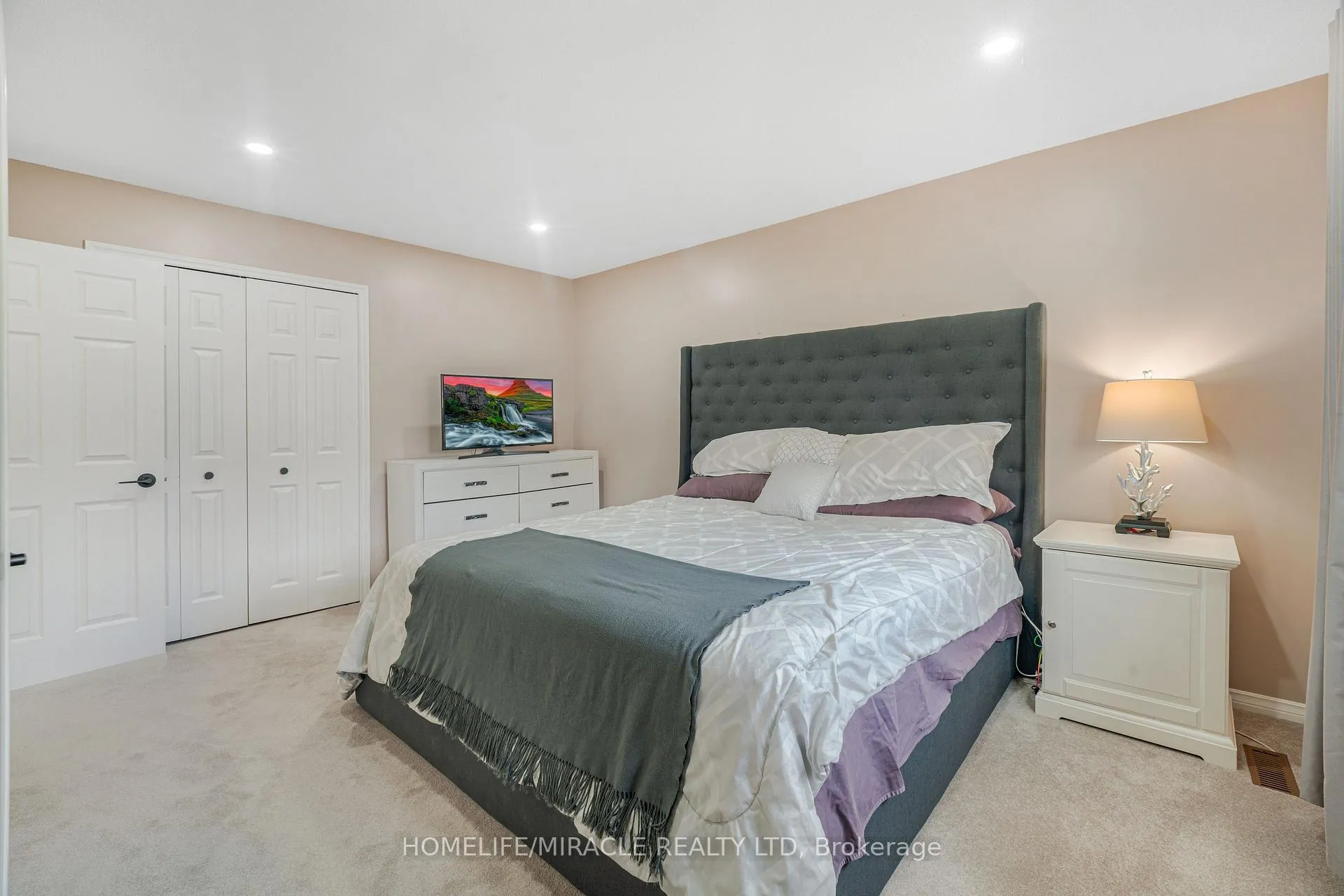 Photo 23 of 23 Millpond Place, Hamilton, Randall — HOMEH
