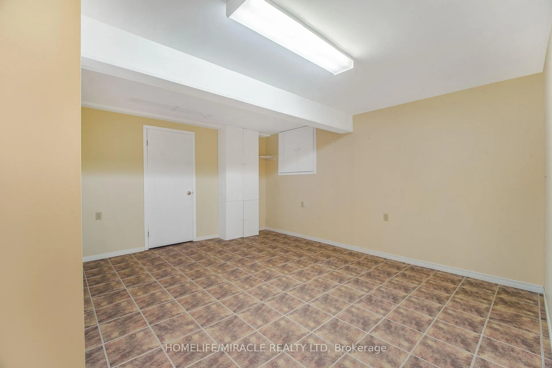 Photo 40 of 23 Millpond Place, Hamilton, Randall — HOMEH
