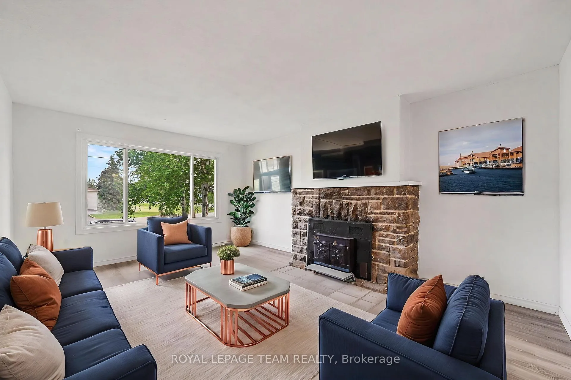 Photo 8 of 129 Christopher Hamilton Street, Ottawa, Richmond — HOMEH