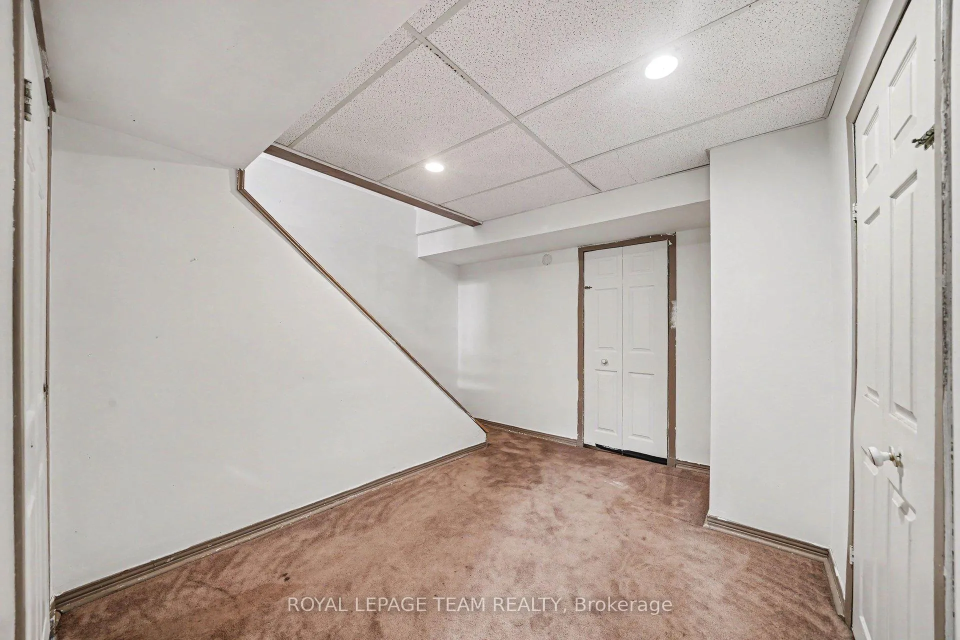 Photo 20 of 129 Christopher Hamilton Street, Ottawa, Richmond — HOMEH