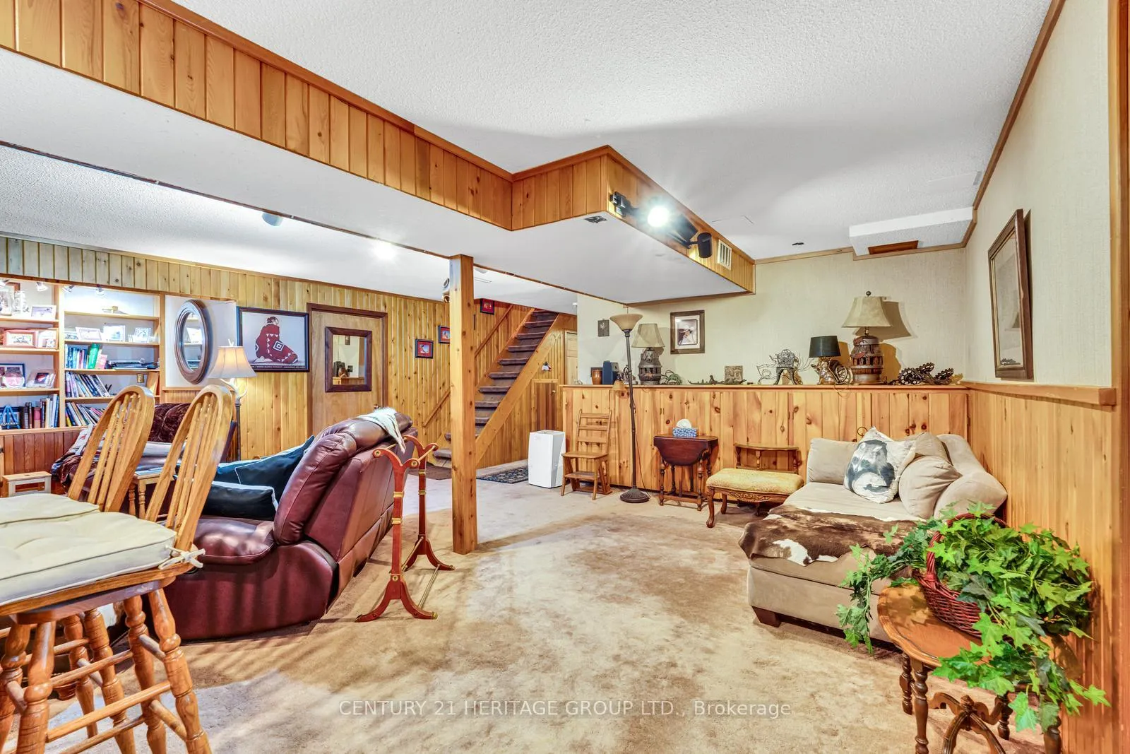 Photo 15 of 1519 Nursery Road, Springwater, Rural Springwater — HOMEH