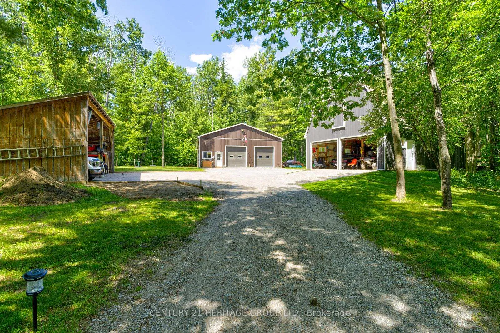 Photo 37 of 1519 Nursery Road, Springwater, Rural Springwater — HOMEH
