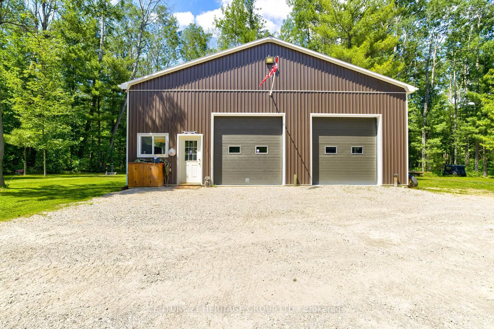 Photo 41 of 1519 Nursery Road, Springwater, Rural Springwater — HOMEH