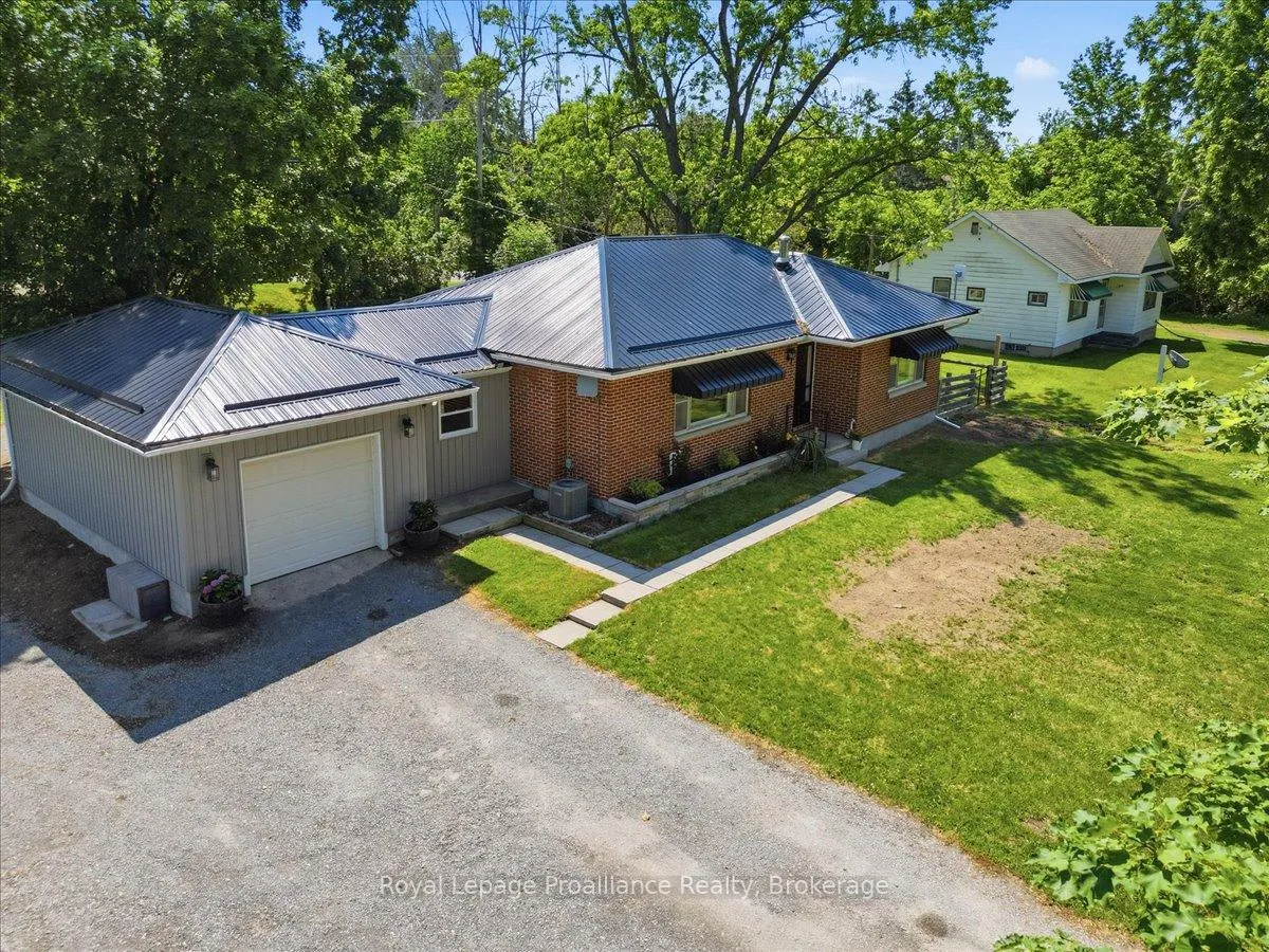 Photo 1 of 3798 Highway 37, Belleville, Thurlow Ward — HOMEH