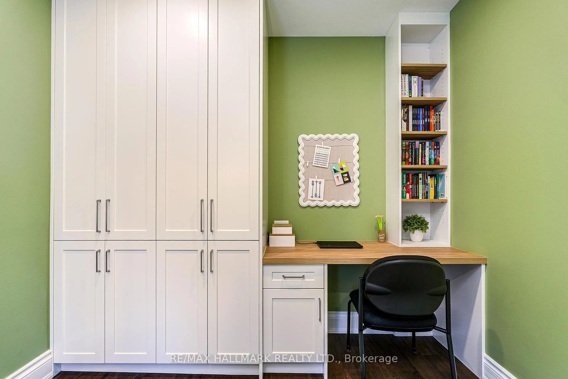 Photo 26 of 63 Hillsview Avenue, Toronto, High Park North — HOMEH