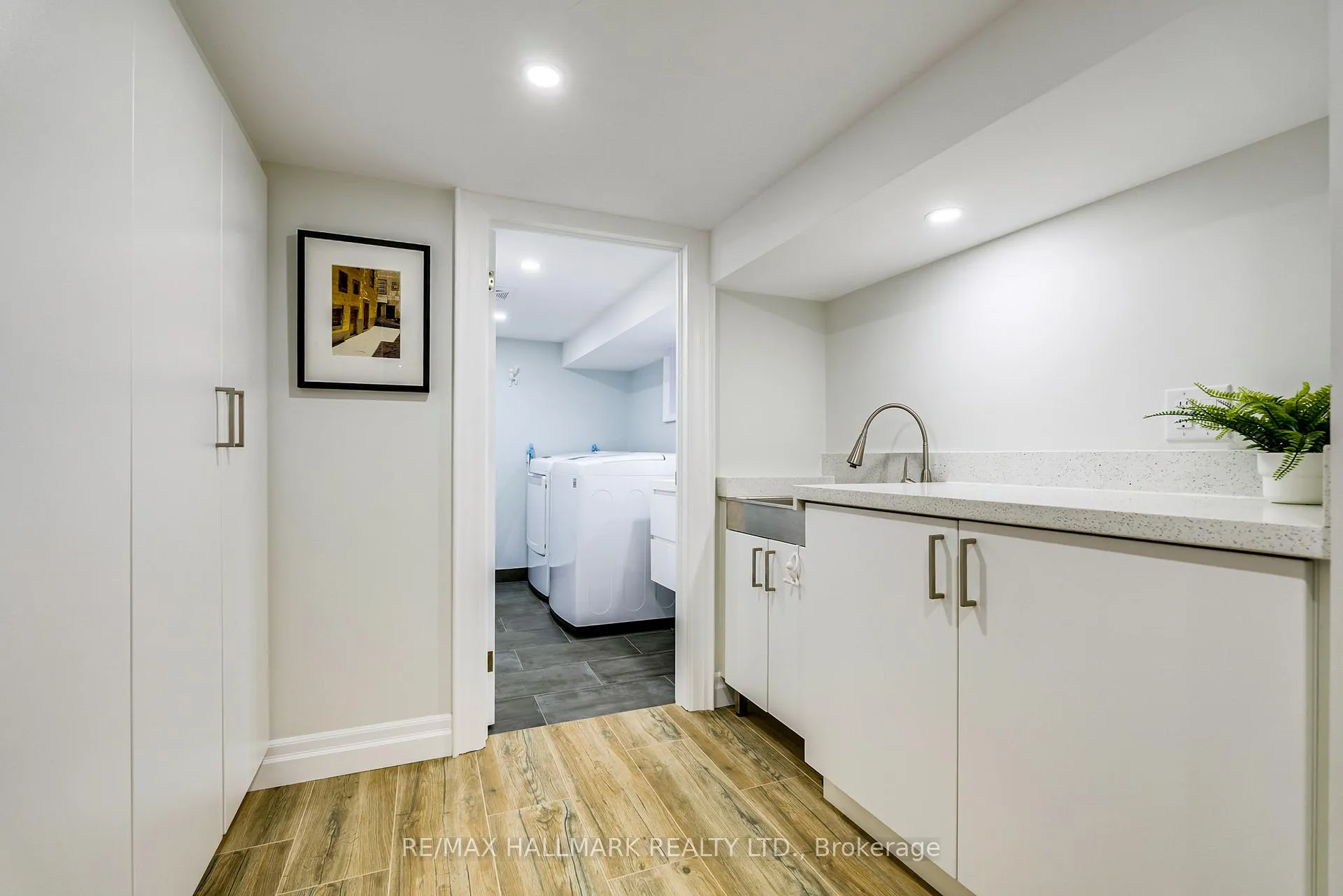 Photo 38 of 63 Hillsview Avenue, Toronto, High Park North — HOMEH
