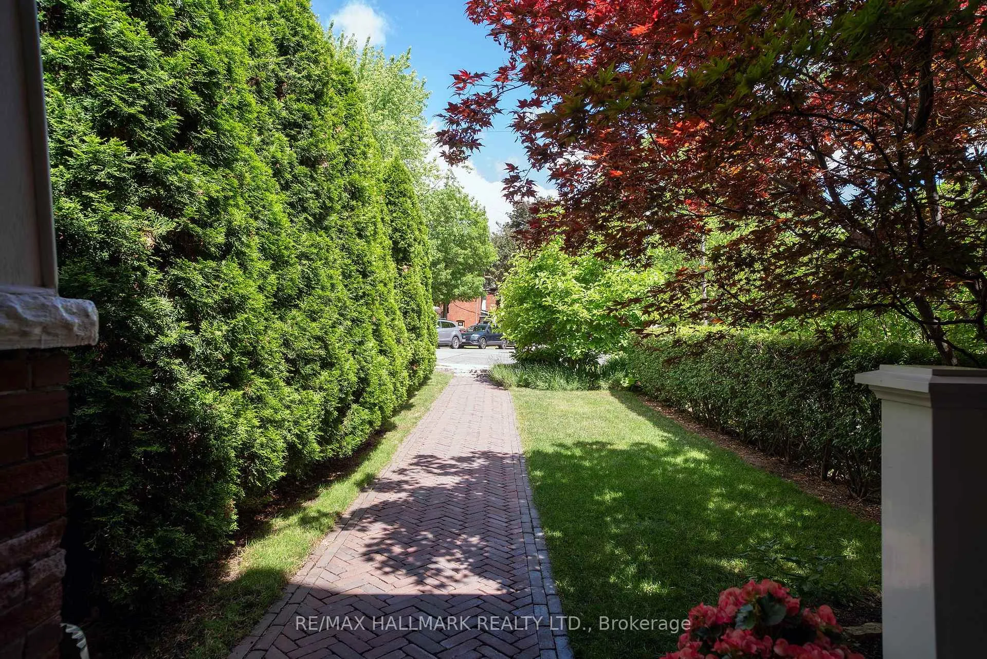 Photo 46 of 63 Hillsview Avenue, Toronto, High Park North — HOMEH
