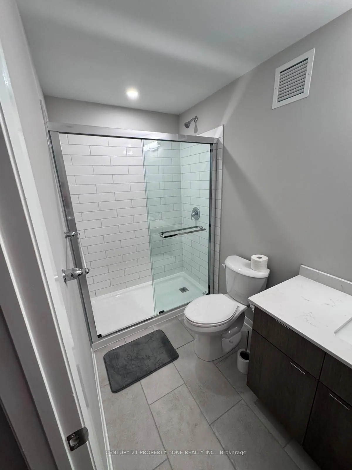 Photo 12 of Unit 402, 708 Woolwich Street, Guelph, Riverside Park — HOMEH