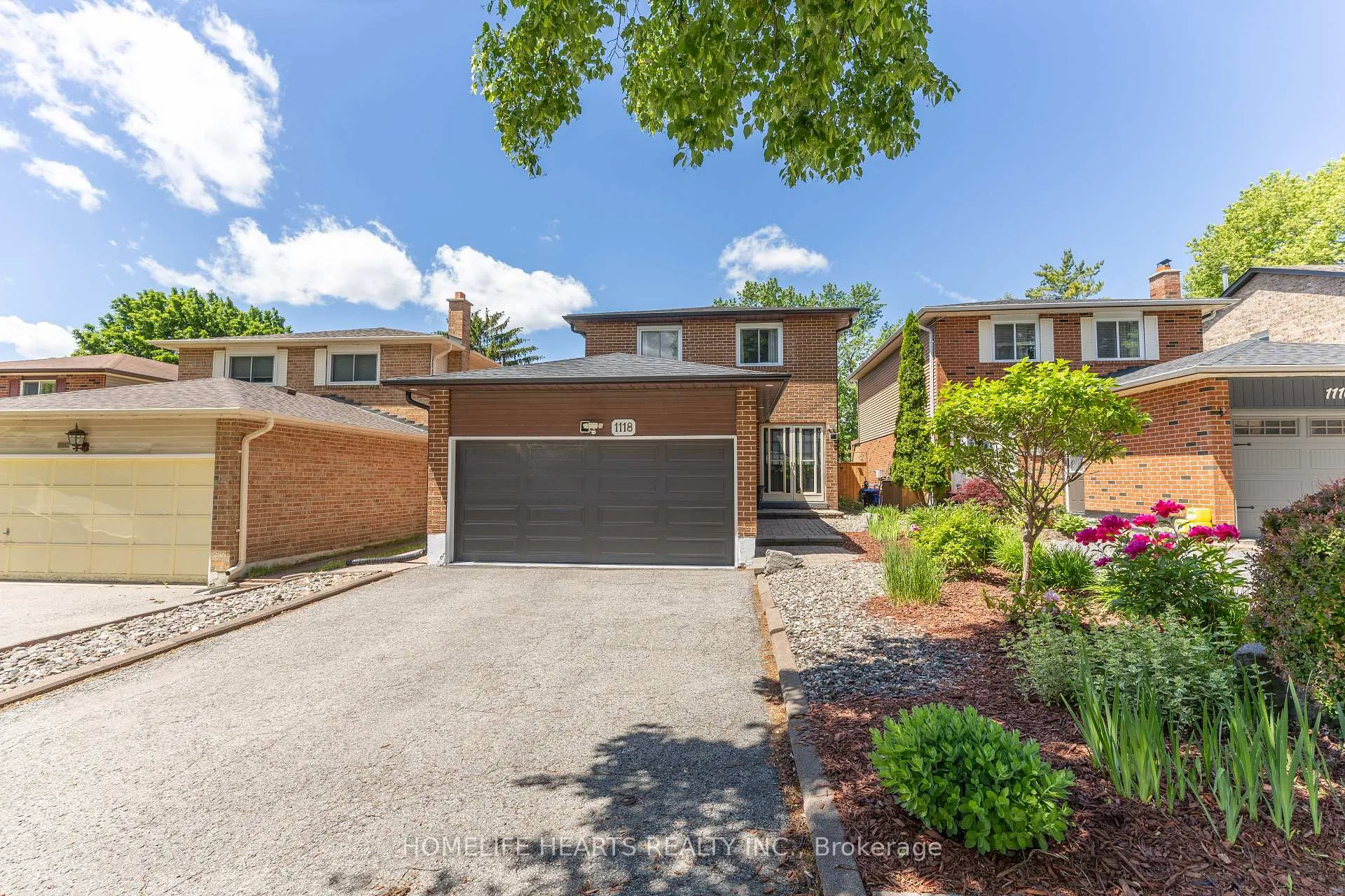 Photo 2 of 1118 Cedarcroft Crescent, Pickering, Liverpool — HOMEH