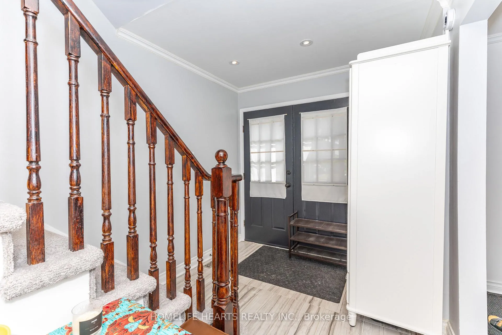 Photo 4 of 1118 Cedarcroft Crescent, Pickering, Liverpool — HOMEH