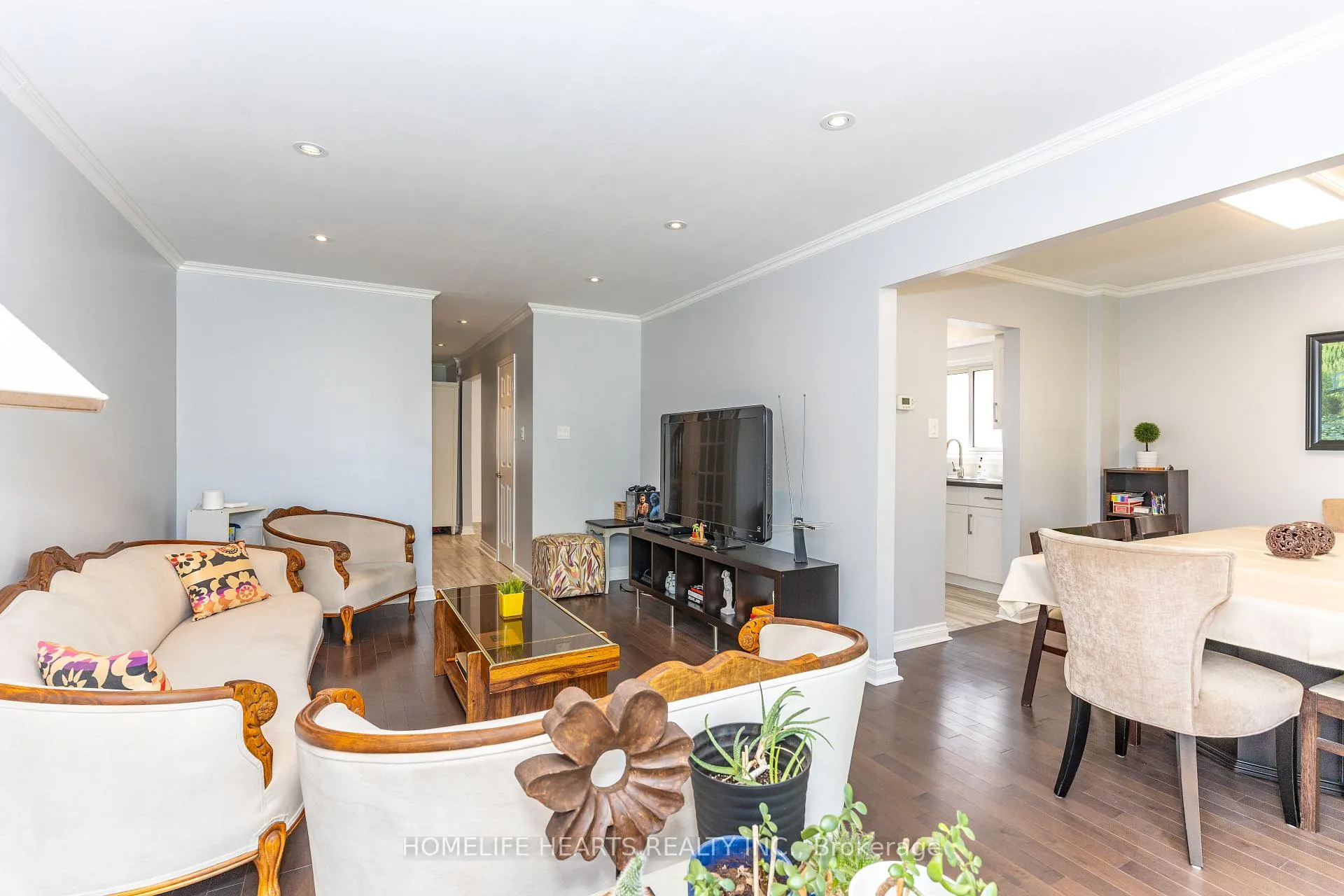 Photo 10 of 1118 Cedarcroft Crescent, Pickering, Liverpool — HOMEH