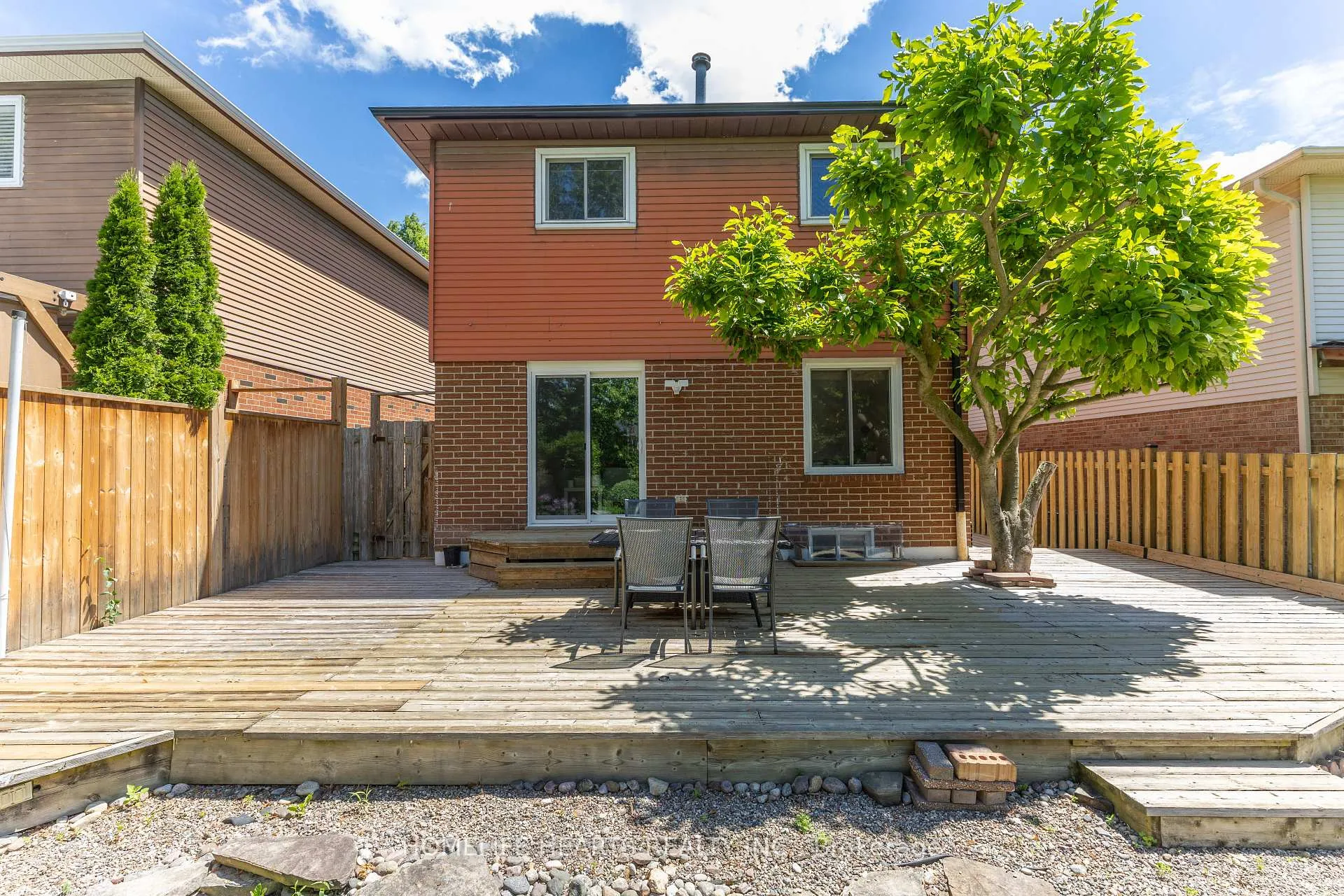 Photo 27 of 1118 Cedarcroft Crescent, Pickering, Liverpool — HOMEH