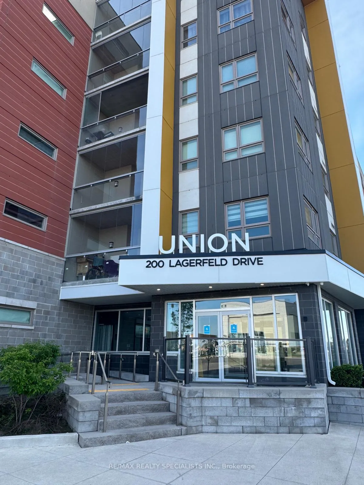 Photo 1 of Unit 327, 200 Lagerfeld Drive, Brampton, Northwest Brampton — HOMEH