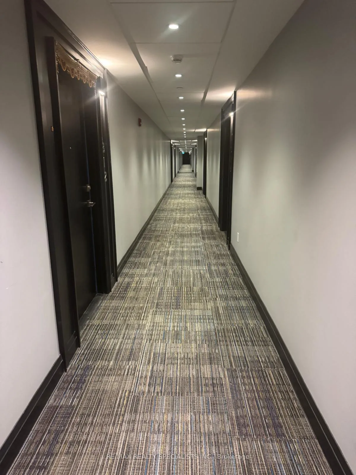 Photo 8 of Unit 327, 200 Lagerfeld Drive, Brampton, Northwest Brampton — HOMEH