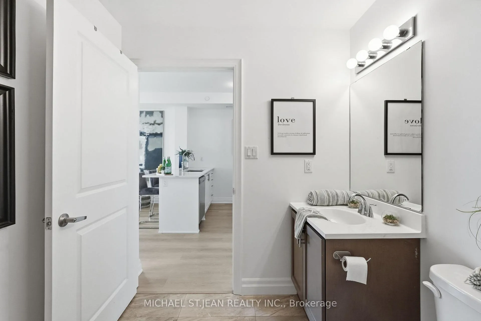 Photo 18 of Unit 410, 101 Shoreview Place, Hamilton, Lakeshore — HOMEH