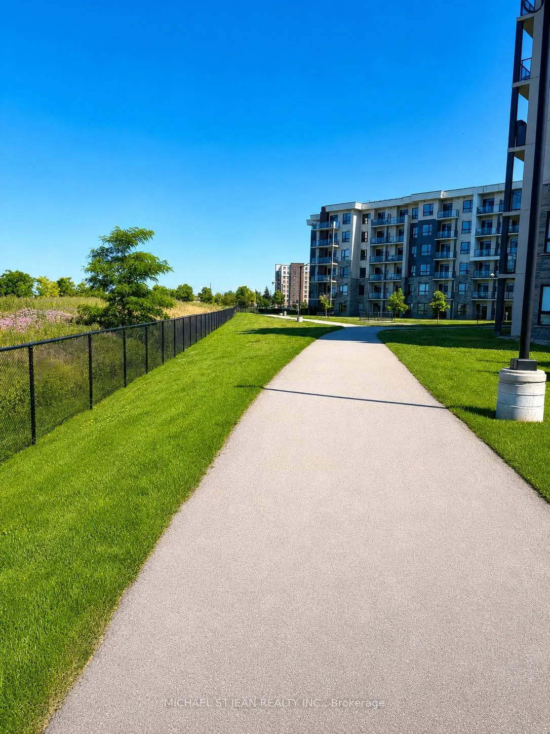 Photo 33 of Unit 410, 101 Shoreview Place, Hamilton, Lakeshore — HOMEH
