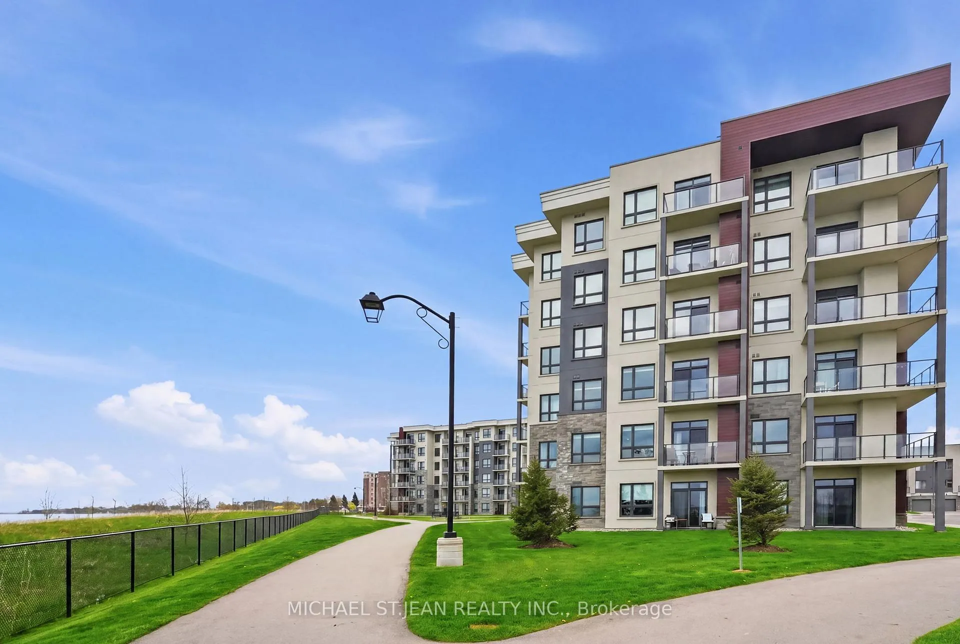 Photo 34 of Unit 410, 101 Shoreview Place, Hamilton, Lakeshore — HOMEH