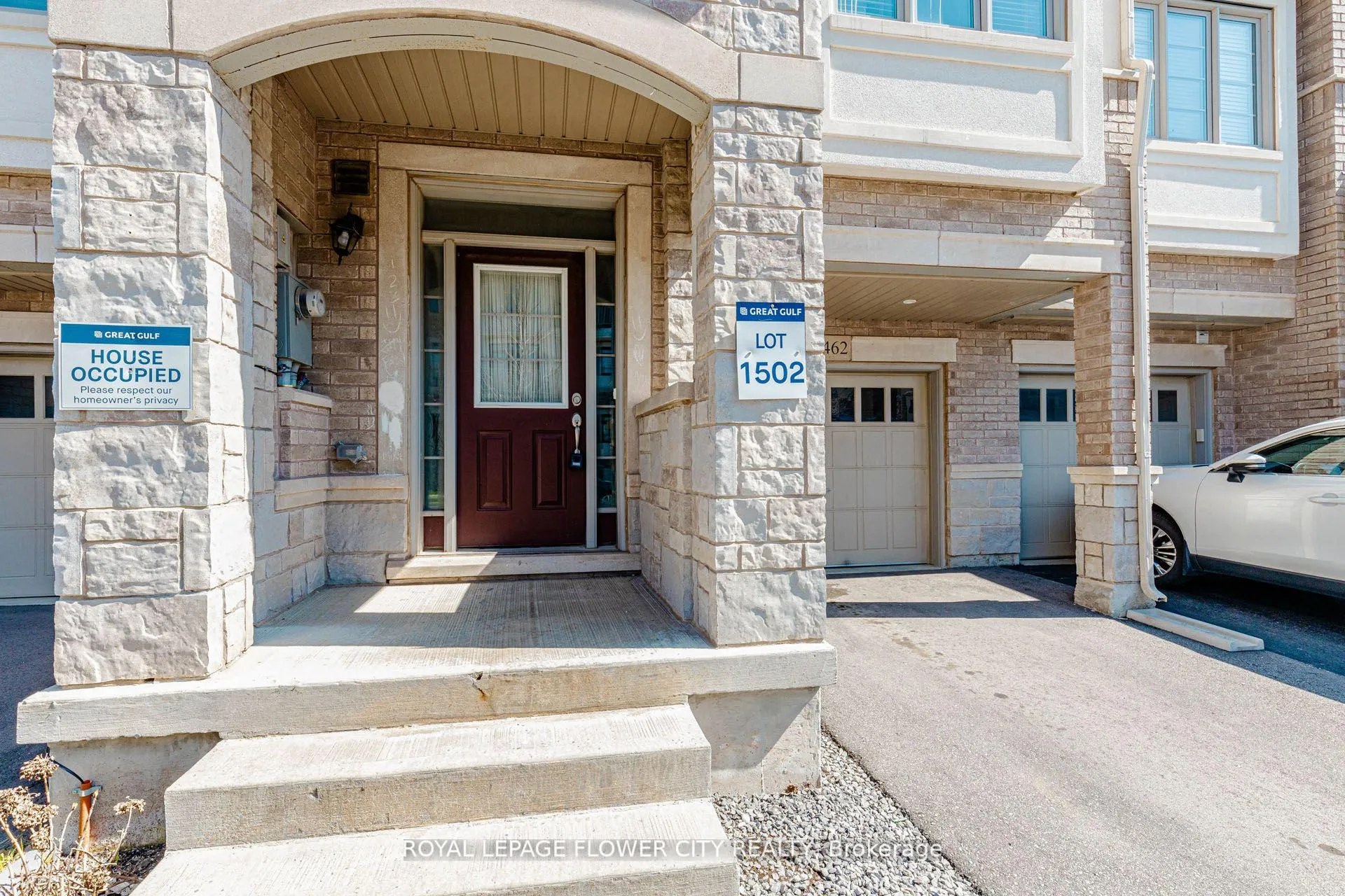 Photo 3 of 462 Sheaffe Place, Milton, Ford — HOMEH