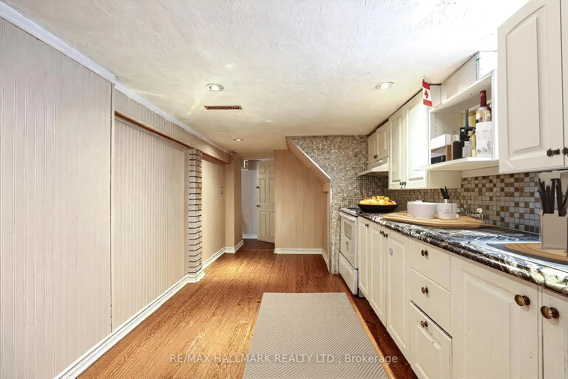 Photo 15 of 139 Kitchener Avenue, Toronto, Caledonia-Fairbank — HOMEH