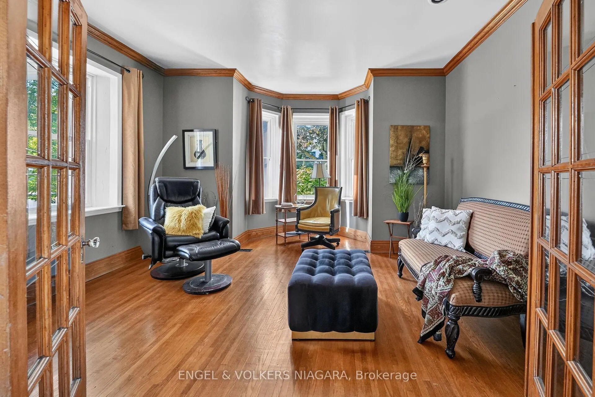Photo 11 of 24 Mill Avenue, Bluewater, Zurich — HOMEH