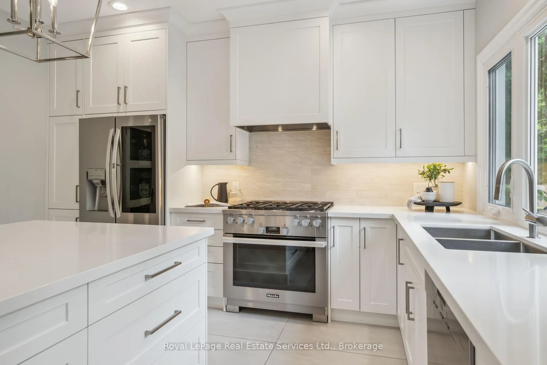 Photo 9 of 480 Chartwell Road, Oakville, Old Oakville — HOMEH