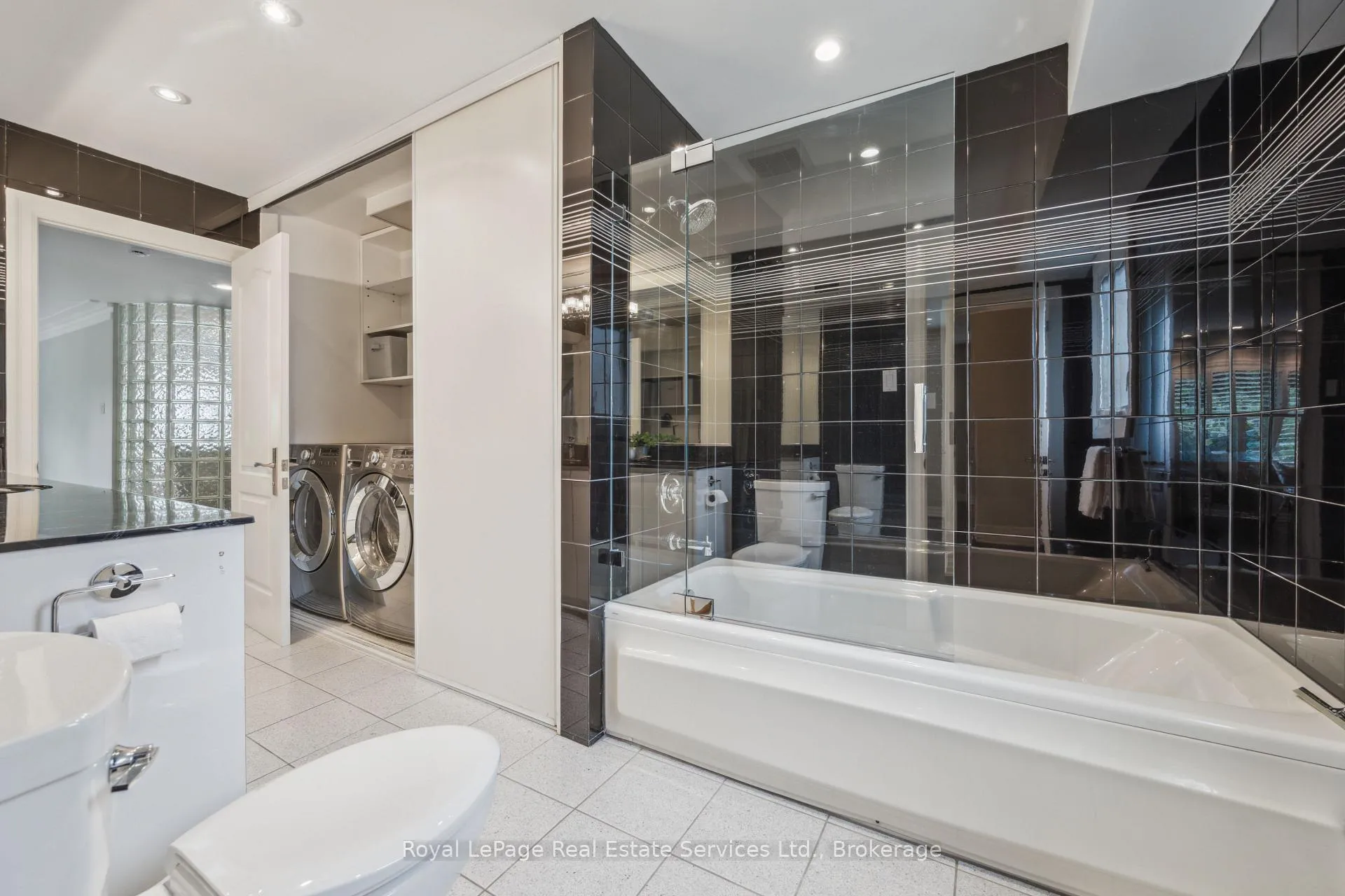 Photo 28 of 480 Chartwell Road, Oakville, Old Oakville — HOMEH
