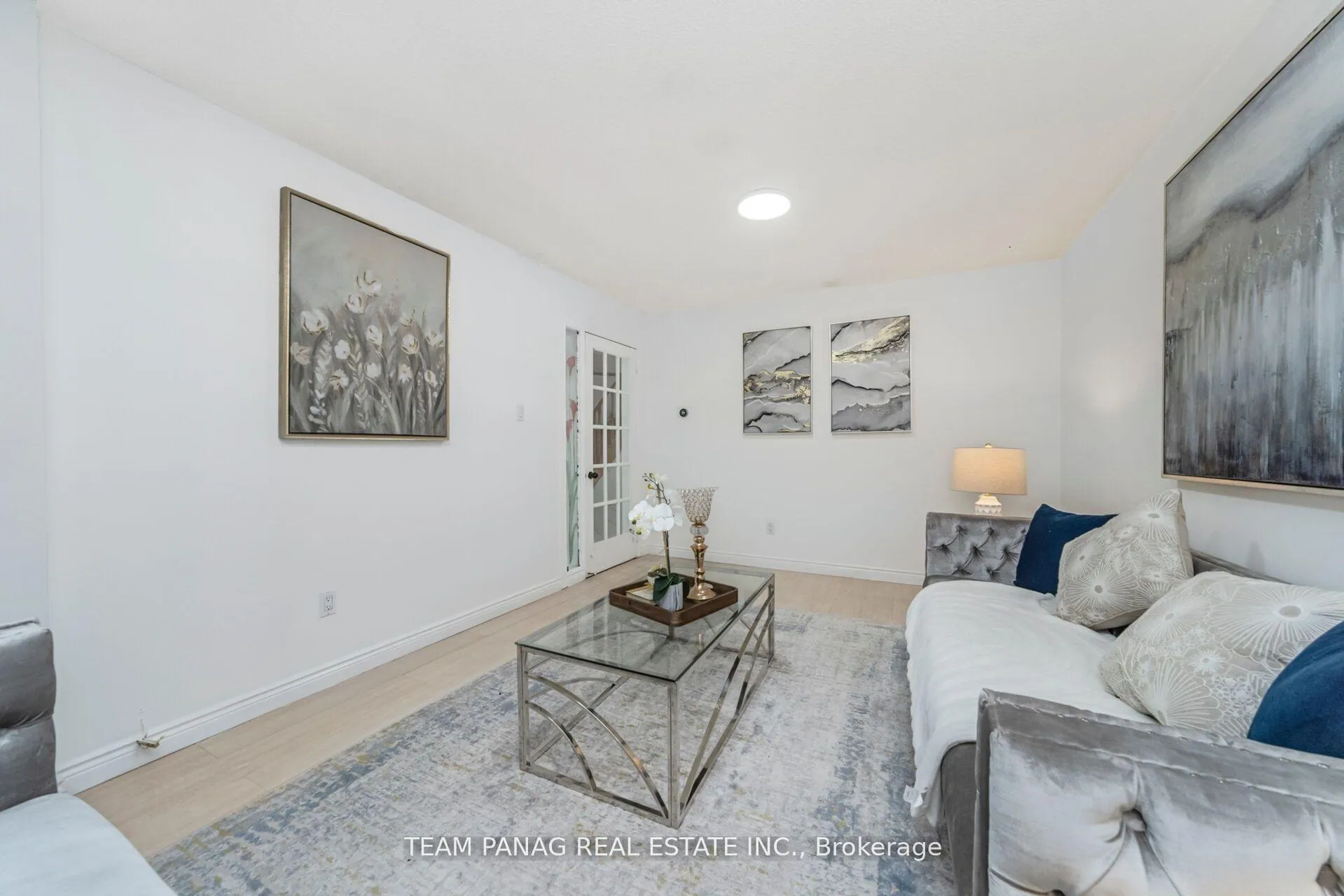 Photo 5 of 6 Coronation Circle, Brampton, Heart Lake West — HOMEH