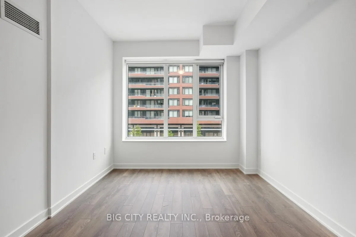 Photo 19 of Unit 210, 100 Eagle Rock Way, Vaughan, Rural Vaughan — HOMEH