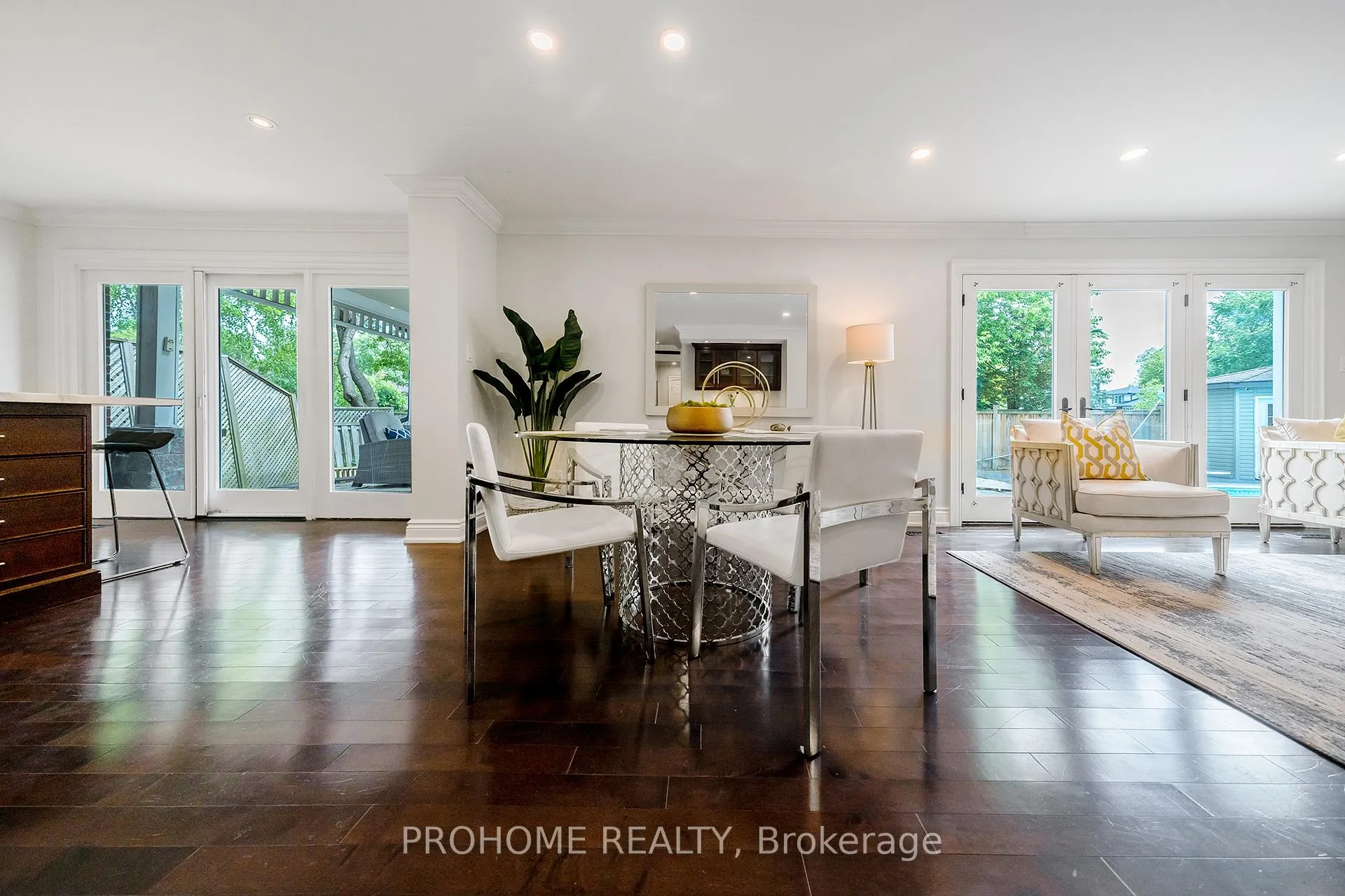 Photo 13 of 163 Carlton Road, Markham, Unionville — HOMEH