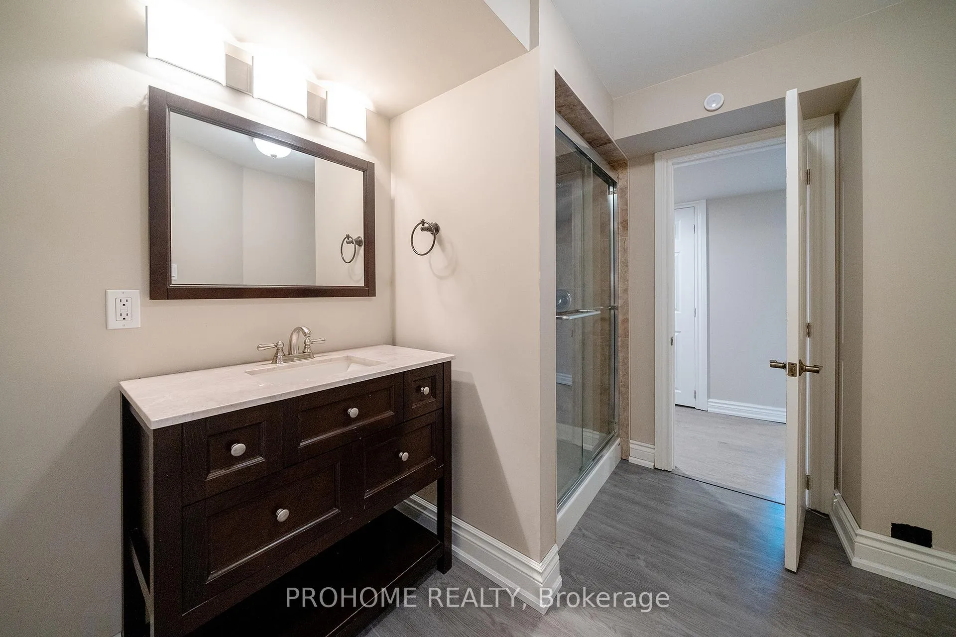 Photo 33 of 163 Carlton Road, Markham, Unionville — HOMEH