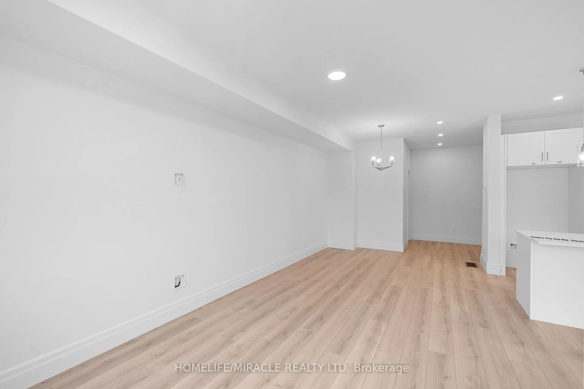 Photo 11 of 93 Buchanan Avenue, Prince Edward County, North Marysburg Ward — HOMEH