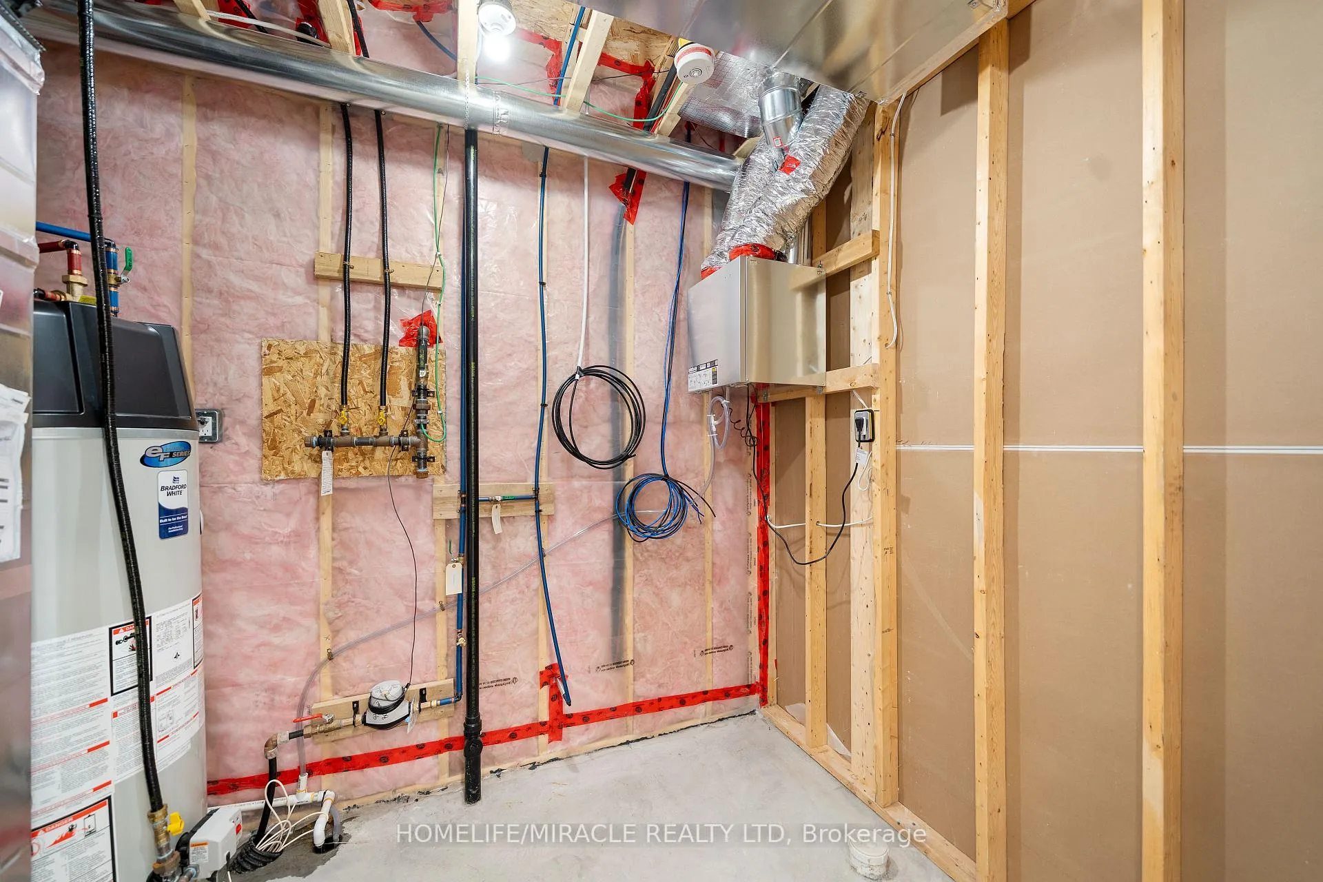Photo 40 of 93 Buchanan Avenue, Prince Edward County, North Marysburg Ward — HOMEH